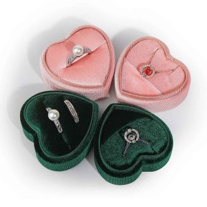Heart Shaped Ring Necklace Box