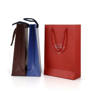 Matte Laminated Gift Packing Bag
