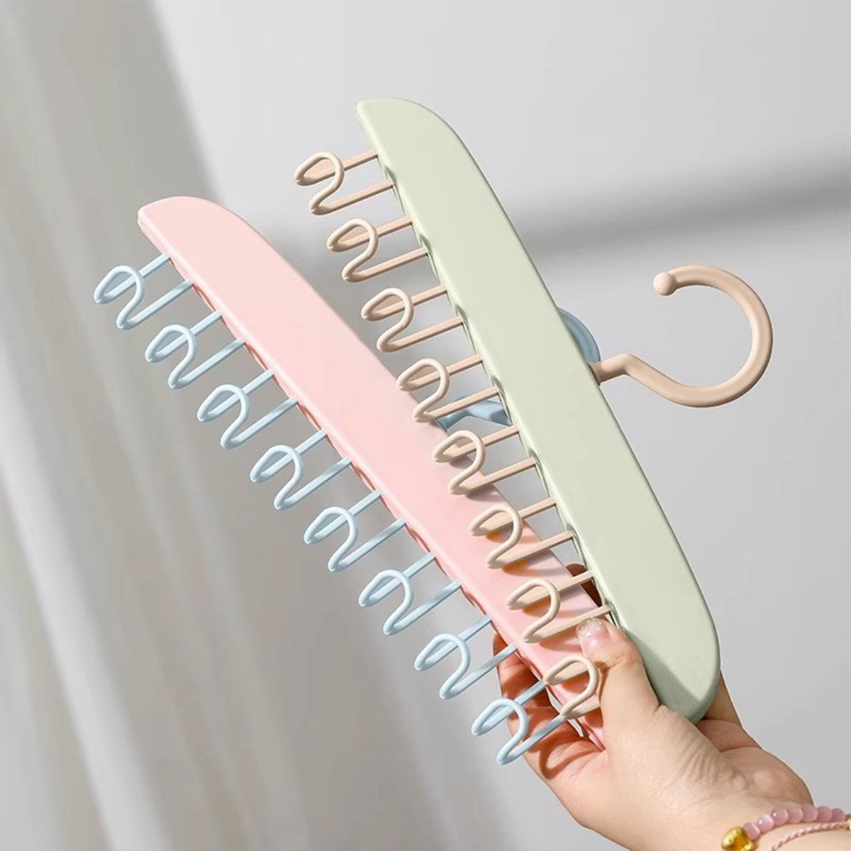 Multifunction Plastic Hanger with 8 Hooks - Image 2