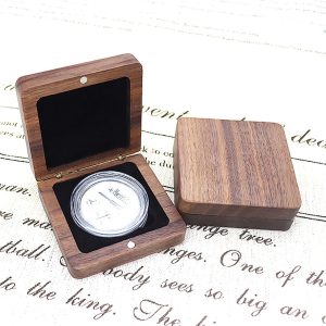 Single Wood Challenge Coin Gift Box
