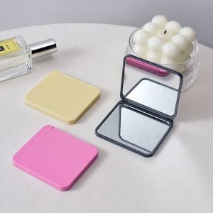 Travel Plastic Folding Mirrors